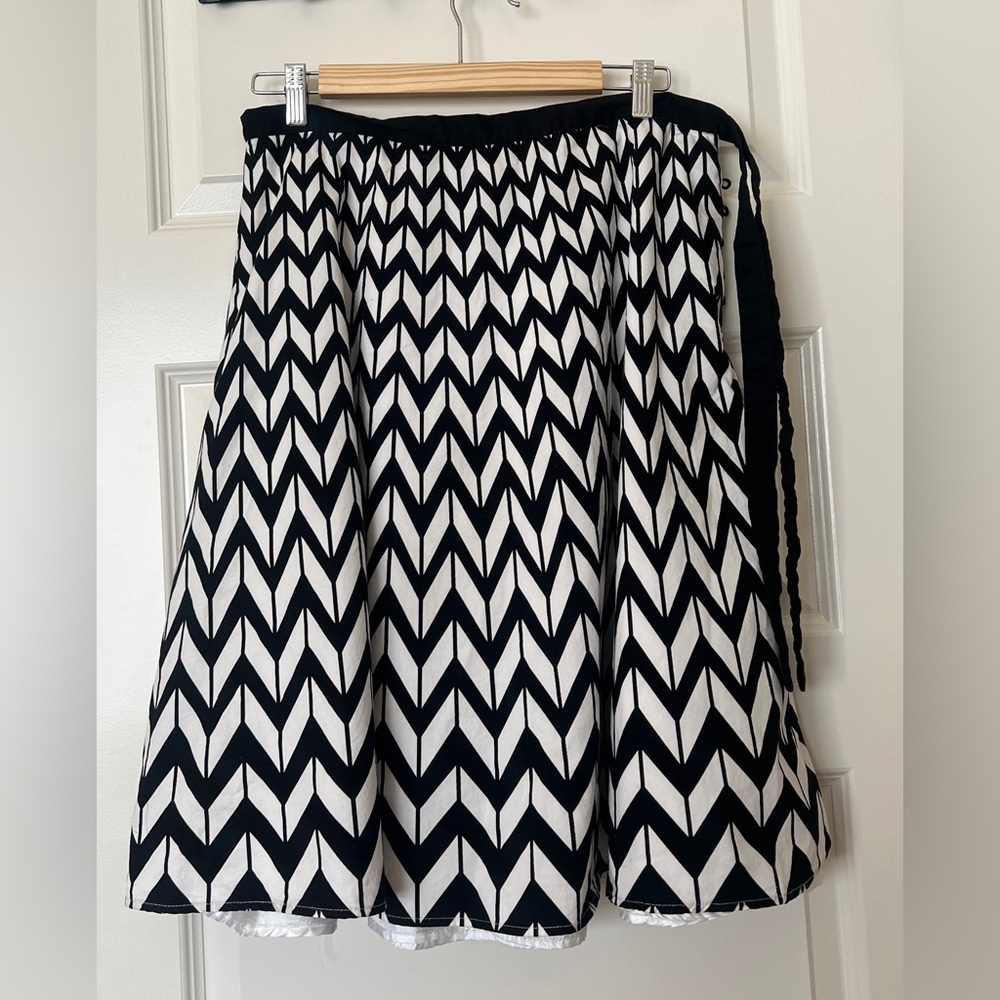 Worthington Chevron Patterned A-Line Skirt